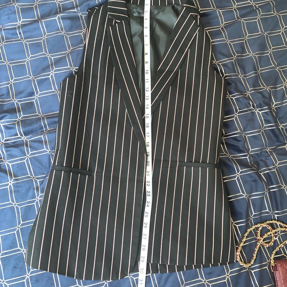 Street Wear - Picture 3 of 7